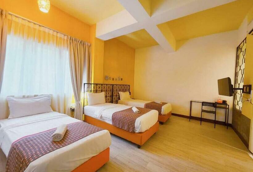 豪华三人间, Langit Langi Hotel Port Dickson
