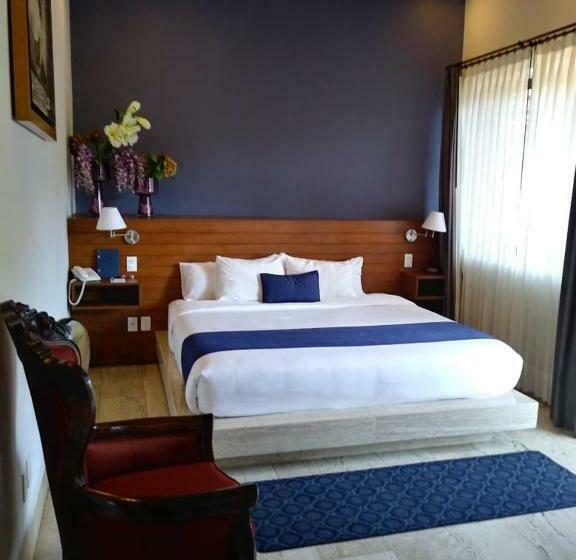 Suite with lake view, Araucaria Hotel Boutique