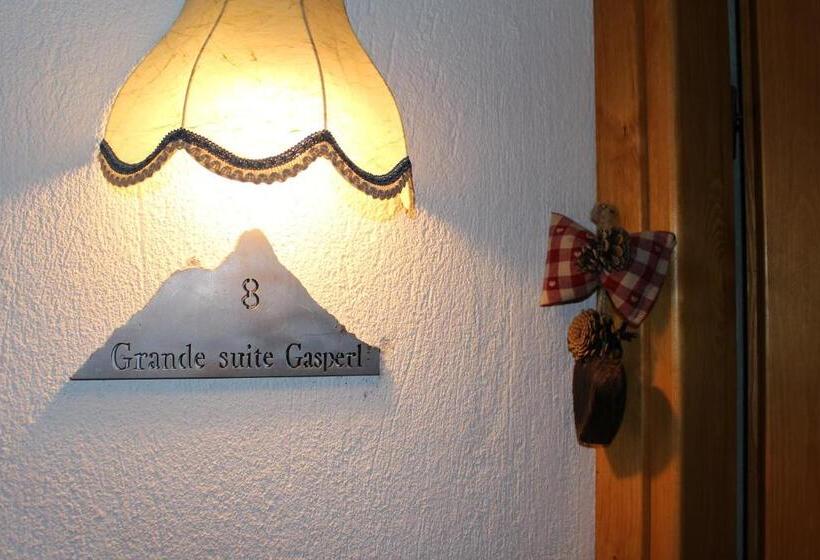 Suíte Júnior com Sacada, Meublé Gorret