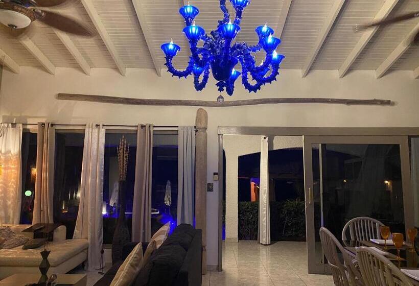 Вилла 3 Спальни, Villa Condesa Del Mar
