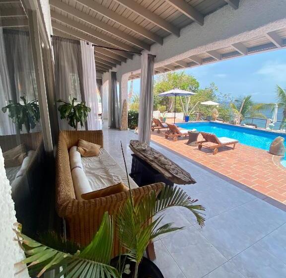 Люкс 2 Спальни, Villa Condesa Del Mar