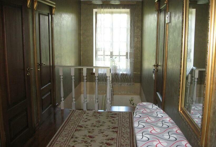 اتاق استاندارد سه نفره, Guesthouse Grand Canyon