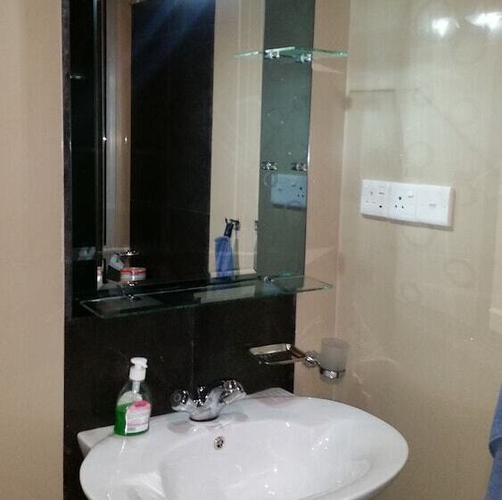 Quarto Estandar, Lakshmis Hotel Ella