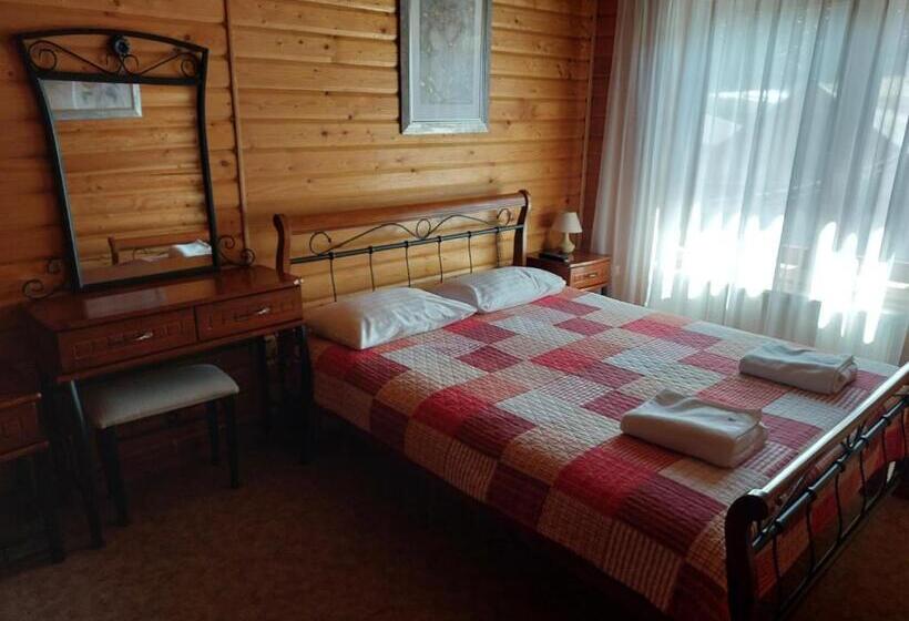 Casa 1 Quarto, Urochyshe Vyshnya