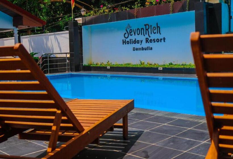 Economy Quadruple Room, Sevonrich Holiday Resort