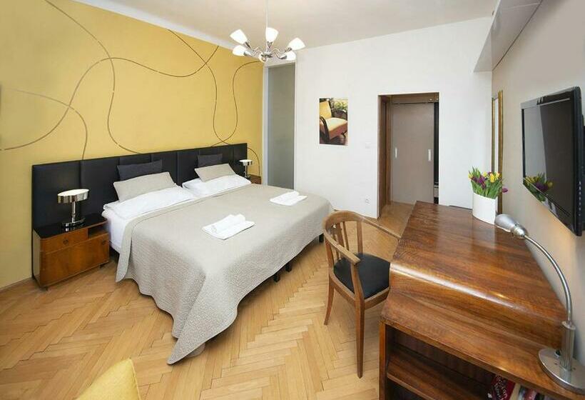 스탠다드 룸, Bed&breakfast & Apartment Klafé