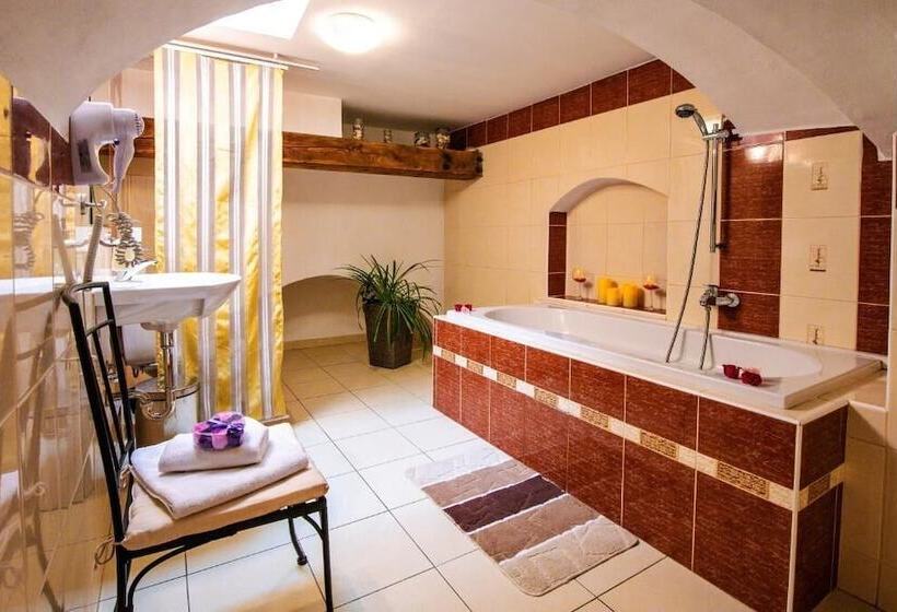 3-Bett-Standardzimmer, Ubytování U Bílé Paní