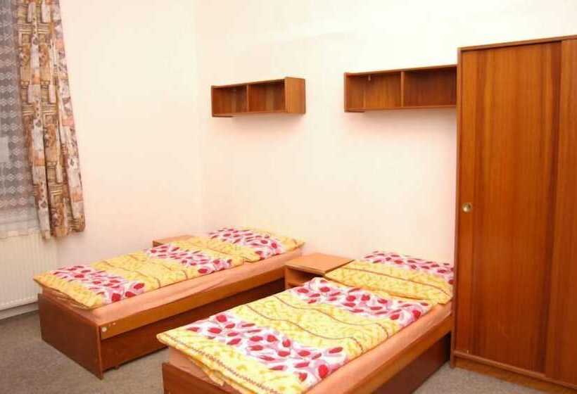 스탠다드 룸 공동 욕실, Chata Labská   špindlerův Mlýn   Hostel