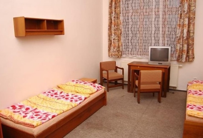 스탠다드 룸 공동 욕실, Chata Labská   špindlerův Mlýn   Hostel