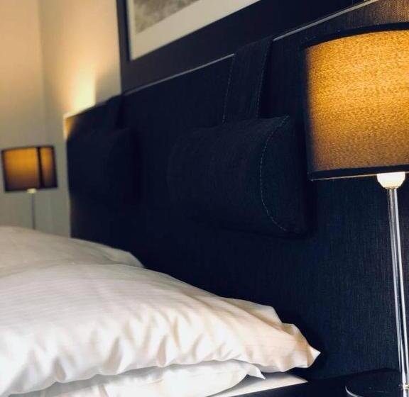 Семейный Номер, Bjerkvik Hotell