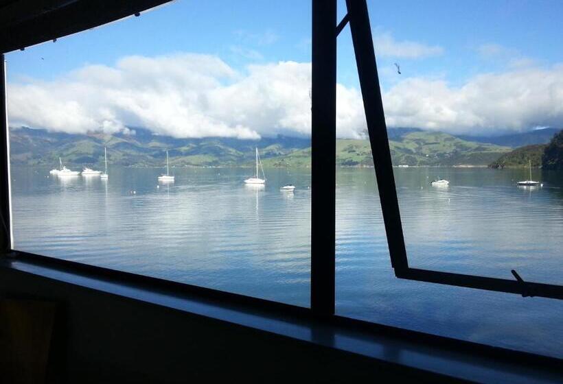 Апартаменты 3 Спальни, Akaroa Waterfront Motels