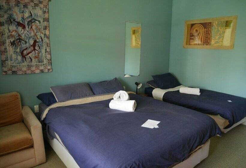 Номер Стандарт, Bon Accord Backpackers