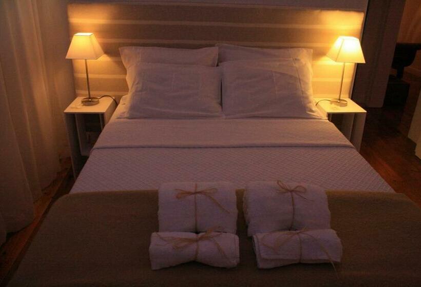 اتاق استاندارد با سرویس بهداشتی مشترک, Bora Dormir
