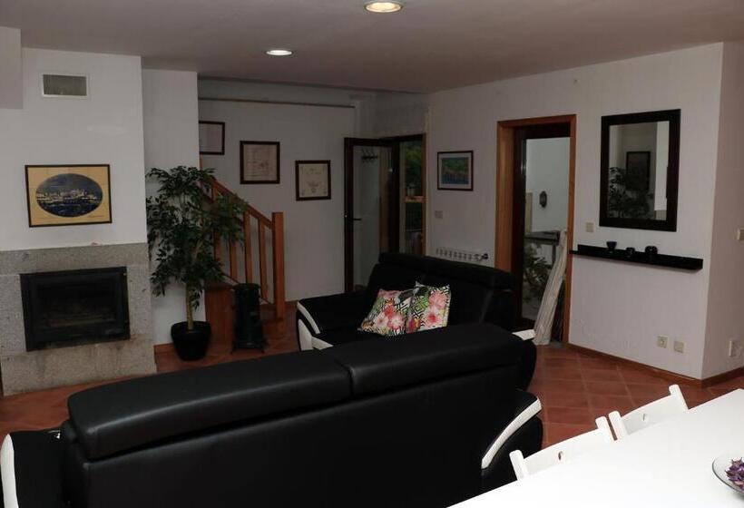 דירת שלושה חדרים, Casa Paz Do Outeiro