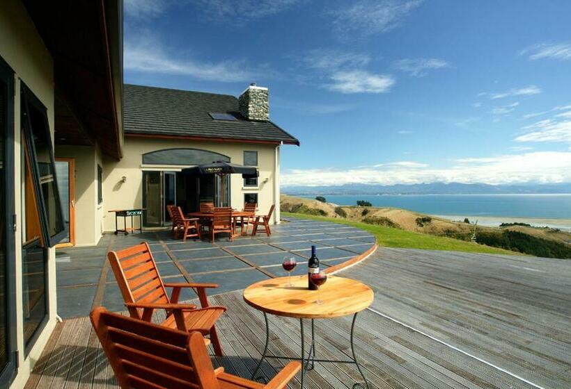 اتاق استاندارد با چشمانداز دریا, Parautane Lodge