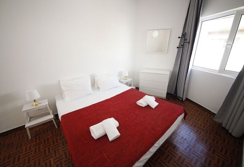 اتاق استاندارد با سرویس بهداشتی مشترک, The Story Guest House   Adults Only