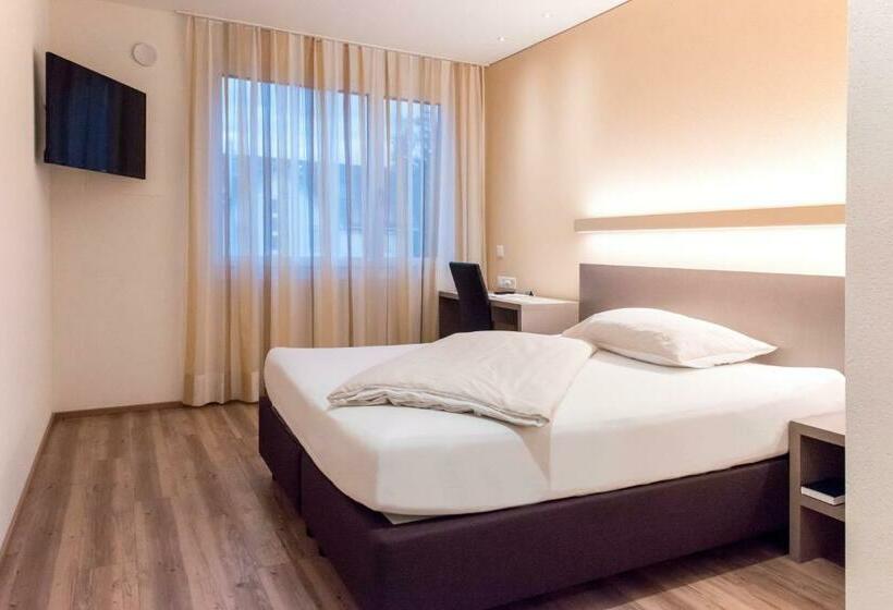 اتاق استاندارد, Am Kreisel Self Check In By Smart Hotels