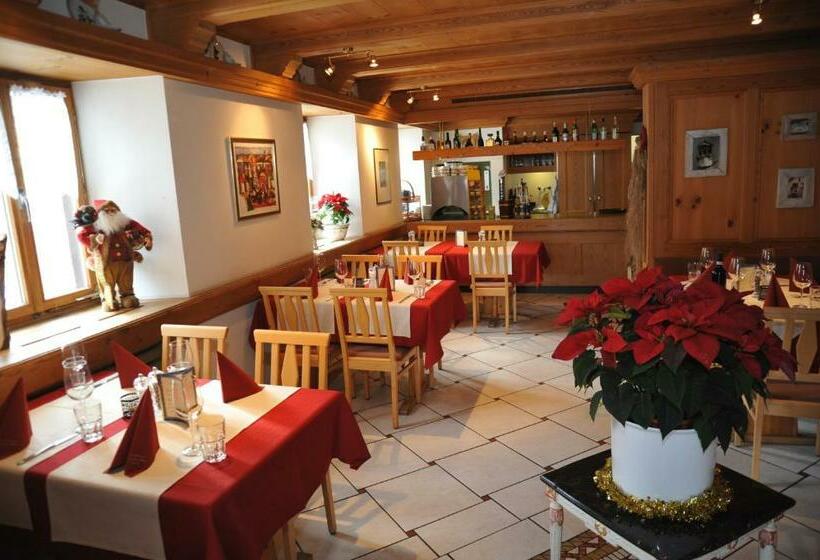 اتاق استاندارد, Crusch Alba