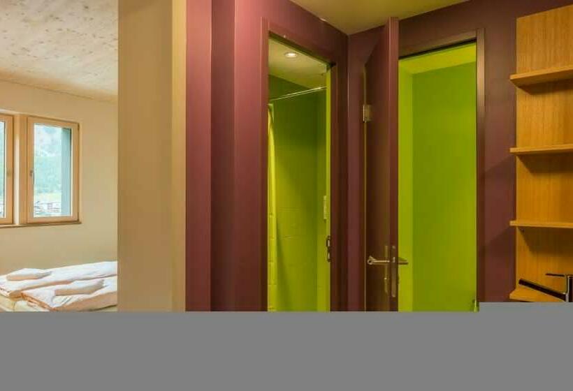 اتاق خانوادگی, Wellnesshostel4000