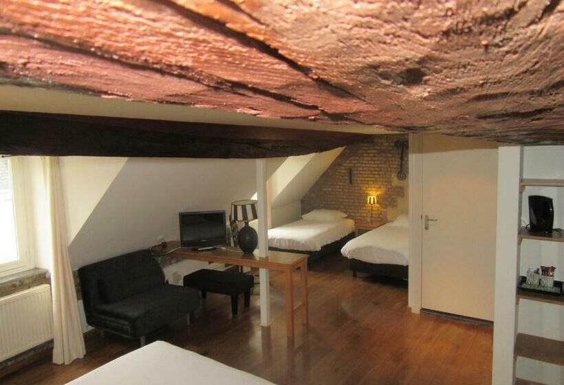 Quarto Quádruplo Estandar, Chambres D'hotes Rekko