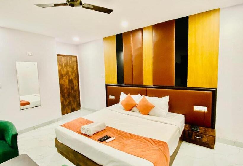 带大床的豪华间, Amritsar View With Swimming Pool   Best Selling Property In Amritsar