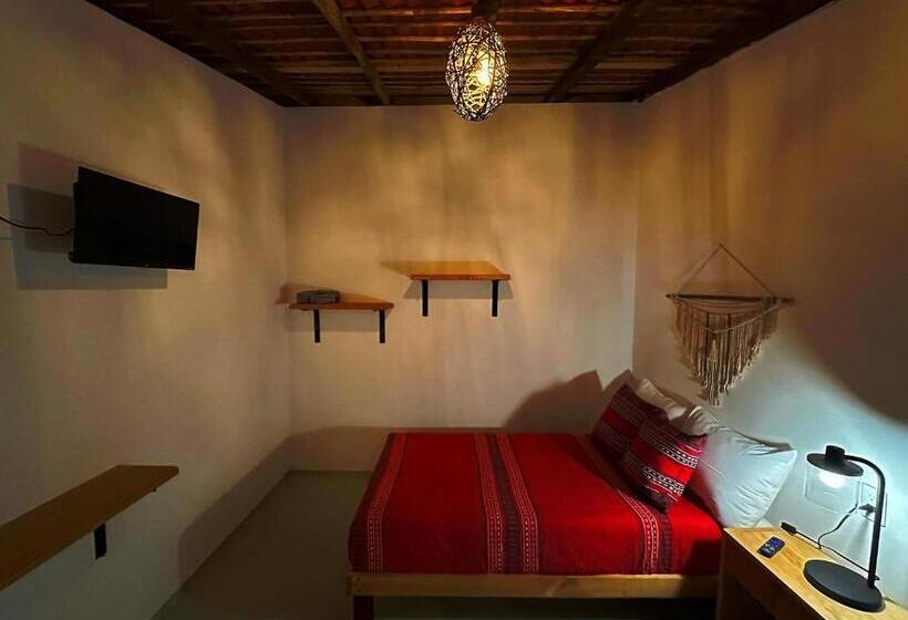 Quarto Estandar Individual, Barrio Del Amor Rooms