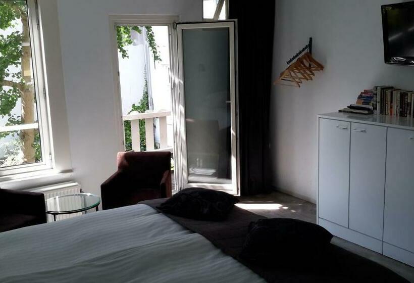 Standard Room, Bed & Breakfast Westviolet
