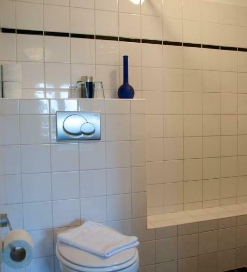 Standard Room, Bed & Breakfast Westviolet