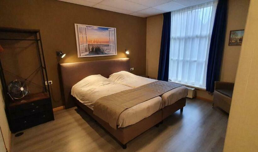 스탠다드 룸, Restaurant  T Heerenlogement