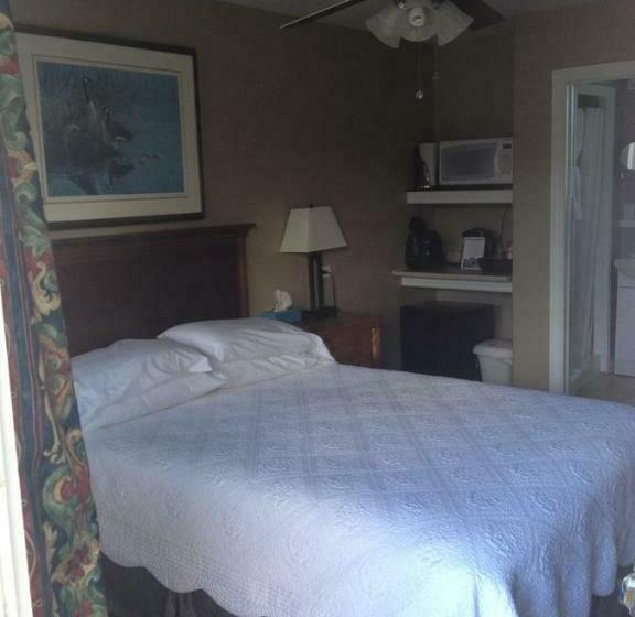 Номер Стандарт Индивидуальный, My Friends Inn Manitoulin