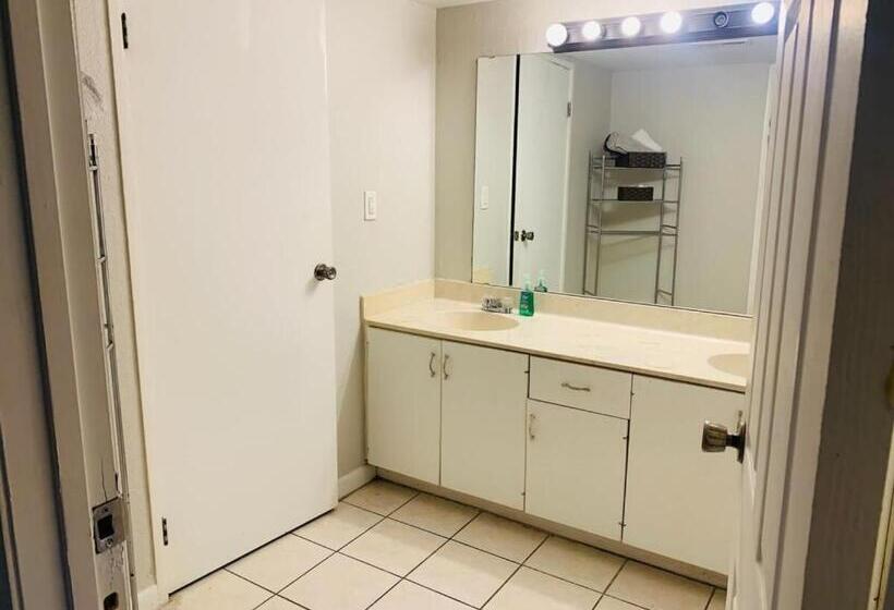 침실 1개 아파트, Cozy 2 Bedroom Getaway In East Ridge, Chattanooga