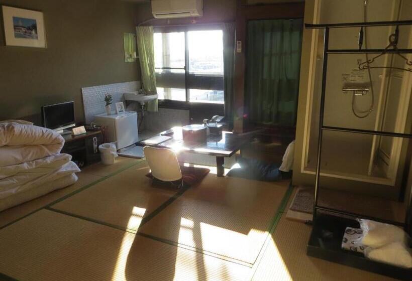 标准间, Komecho Ryokan