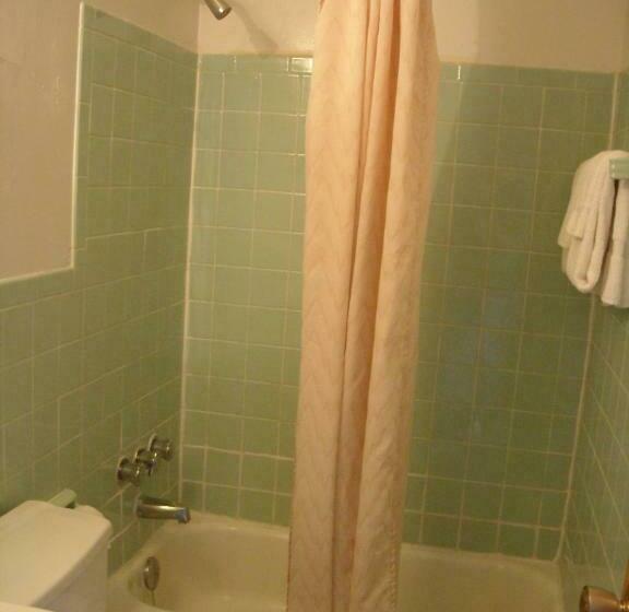 Номер Стандарт 2 Двуспальные Кровати, Motel Le Verseau