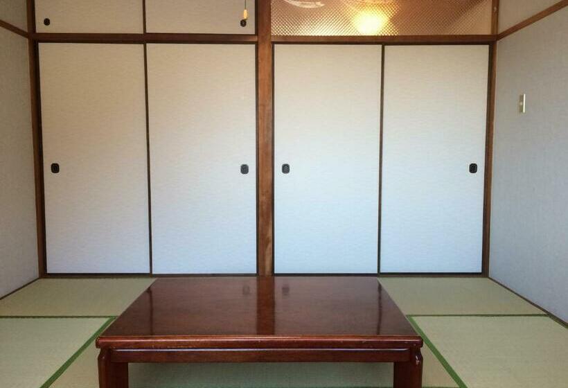 اتاق استاندارد, Shodoshima Olive Youth Hostel