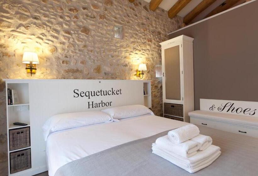 Люкс, Can Clotas Hotel Masia