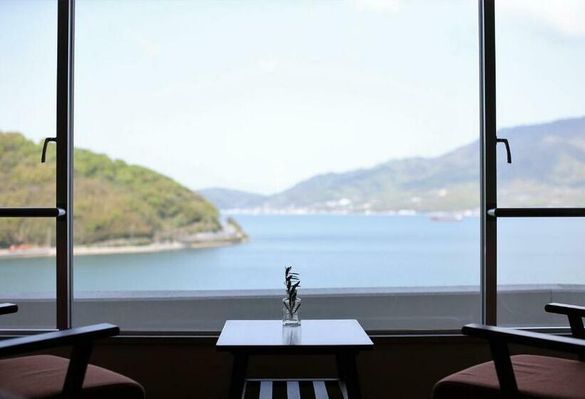 اتاق استاندارد سه نفره, Bay Resort Hotel Shodoshima