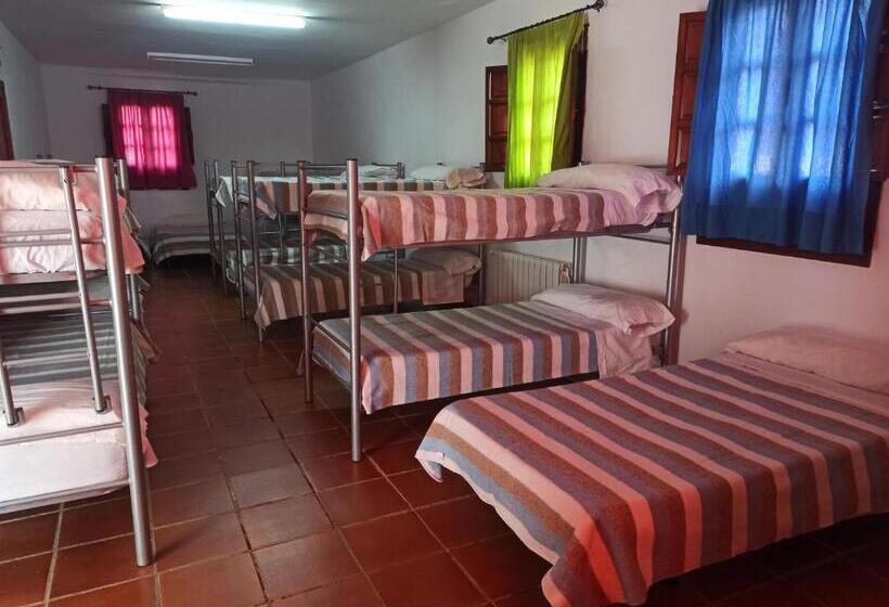 Кровать в Общей Комнате, Albergue Rural De Fuente Agria