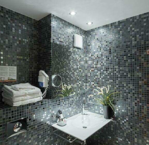 اتاق استاندارد, Les Planes Del Grau