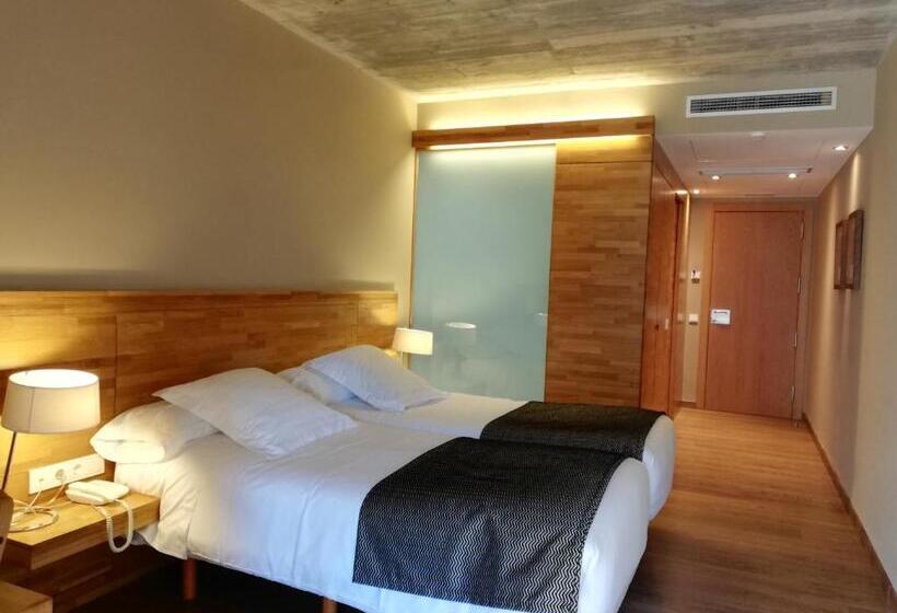 اتاق استاندارد, Les Planes Del Grau