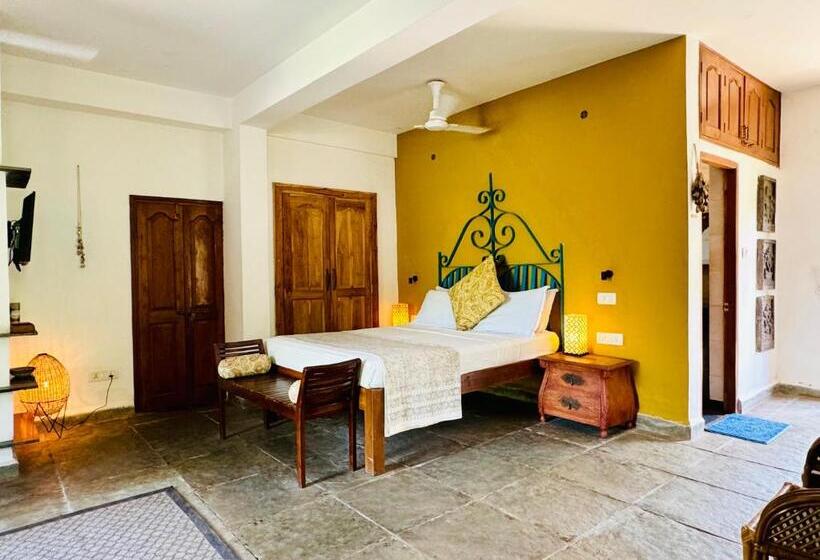 Студия Стандарт, Casa Da Praia