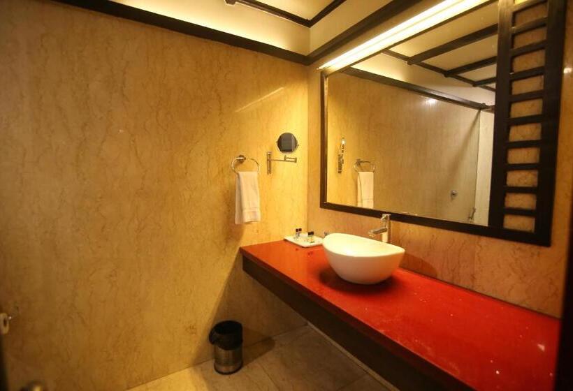 Стандартный Номер Кровать Кинг, Damanganga Valley Resort Silvassa