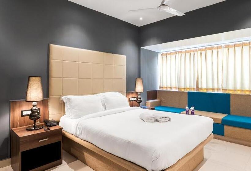 اتاق لوکس با چشم‌انداز شهر, Niranjana Hotel Bodhgaya