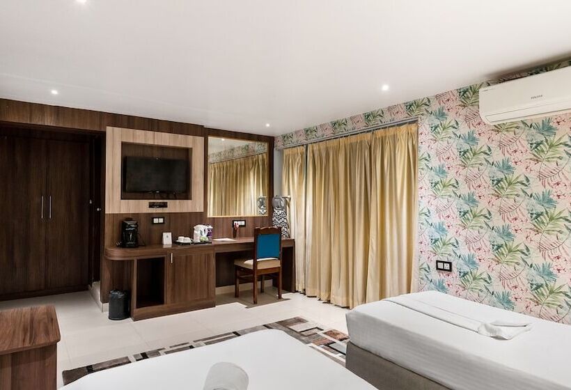 اتاق لوکس با چشم‌انداز شهر, Niranjana Hotel Bodhgaya