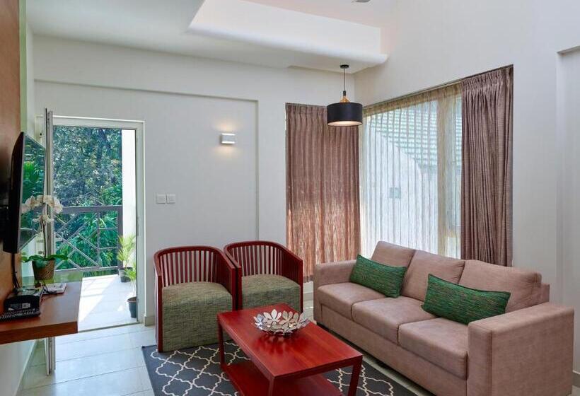 스탠다드 발코니 스튜디오, The Woods Resorts Wayanad