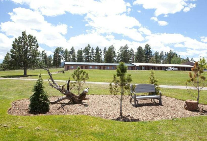 Номер Стандарт Вид на Горы, Flaming Gorge Resort
