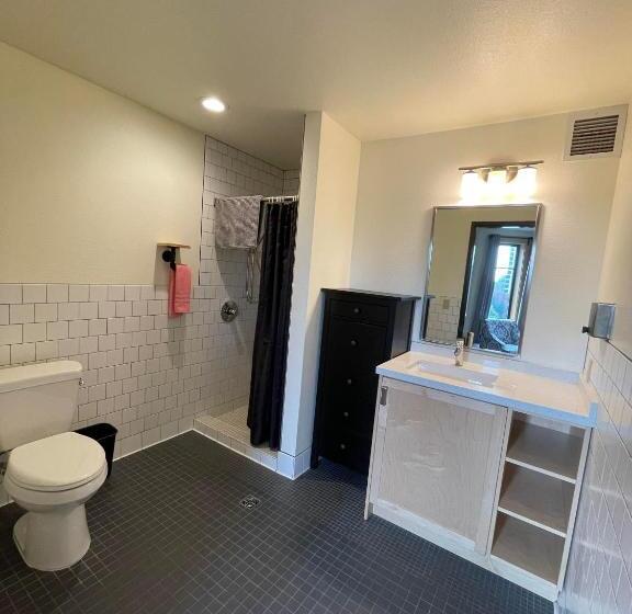 Номер Deluxe, Northwest Portland Hostel