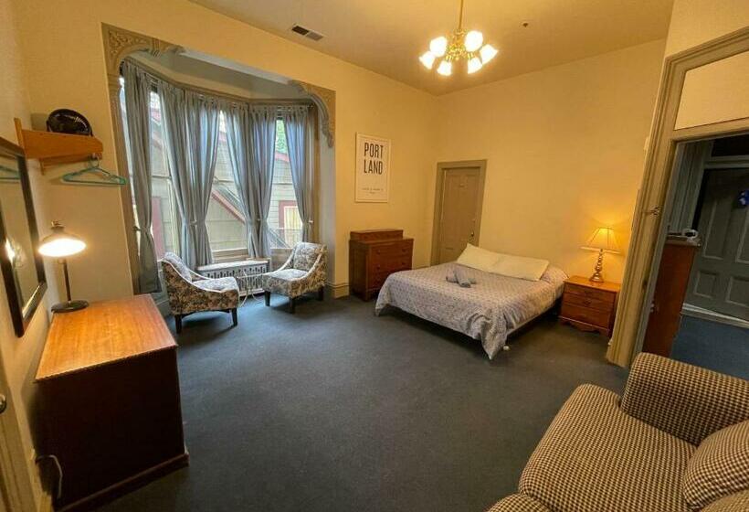 Номер Стандарт Совместная Ванная, Northwest Portland Hostel