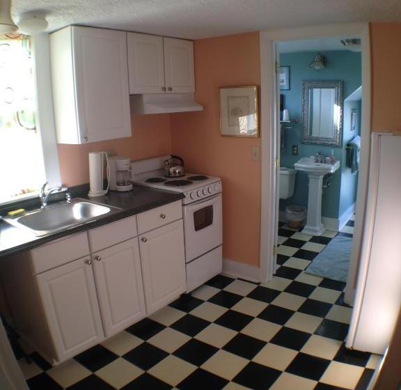 جناح غرفتين نوم, Lantana House