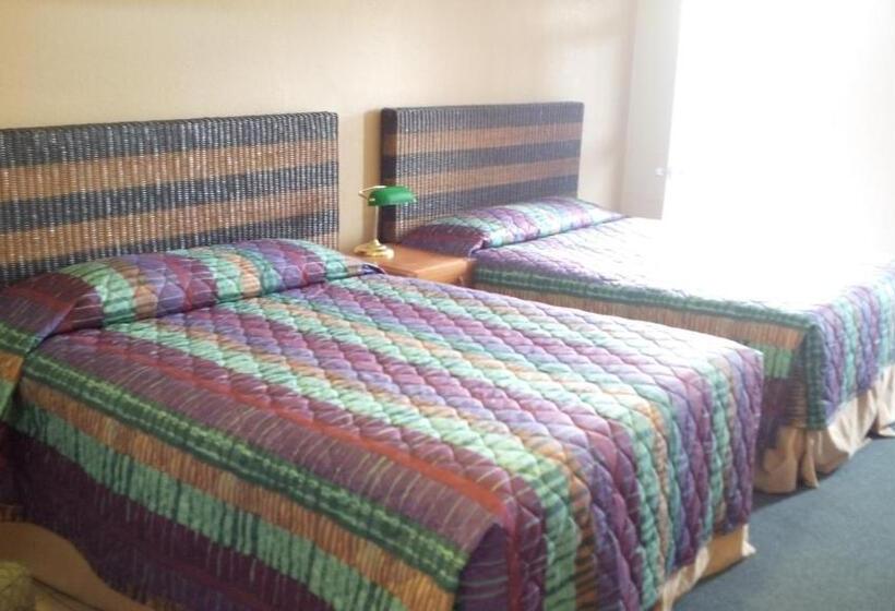 Quarto Estandar, Holiday Lodge