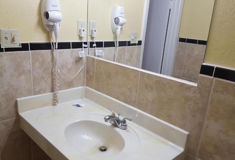 Номер Стандарт, Sands Motel